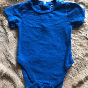 Toddler T-shirt. Excellent used condition.